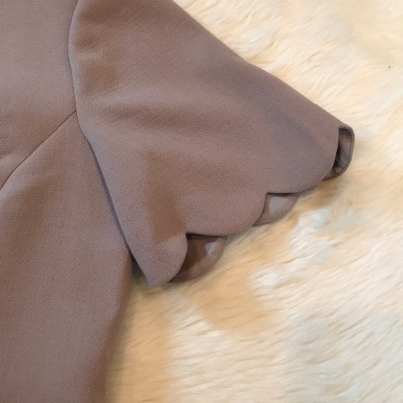 Kate Spade Crepe Scallop Dress Size 4 - Picture 5 of 8